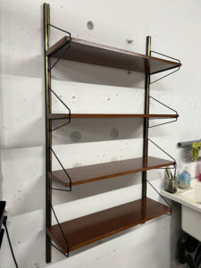 bookshelves-2.jpg