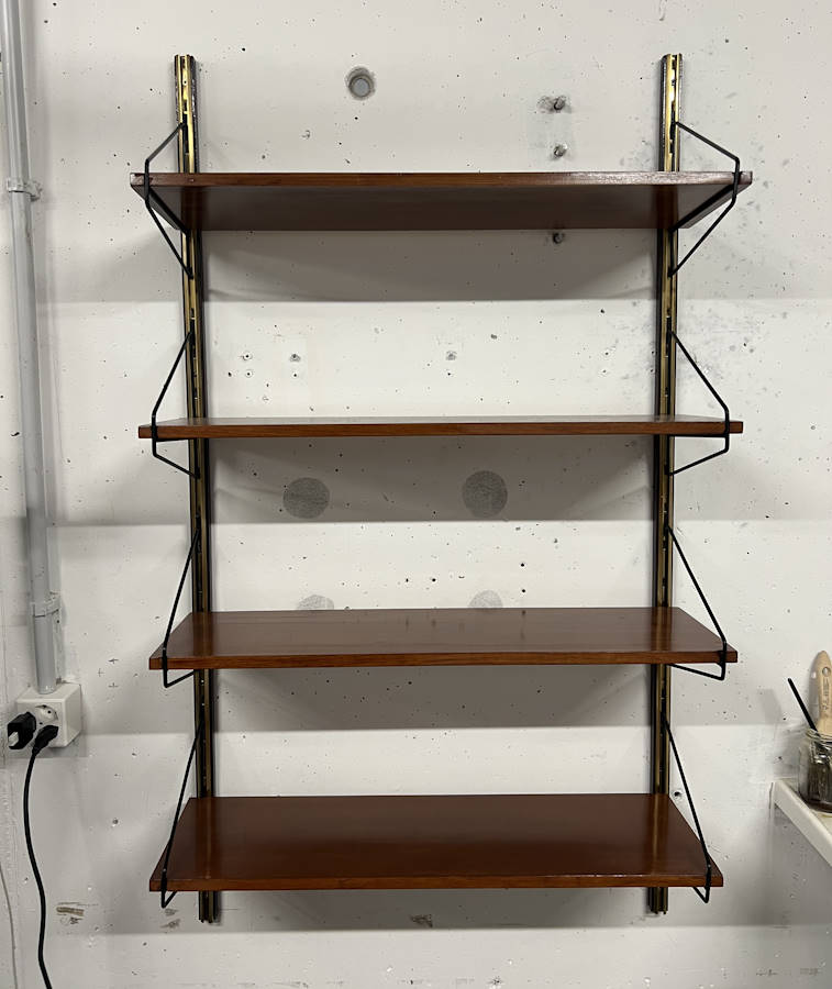 bookshelves-3.jpg