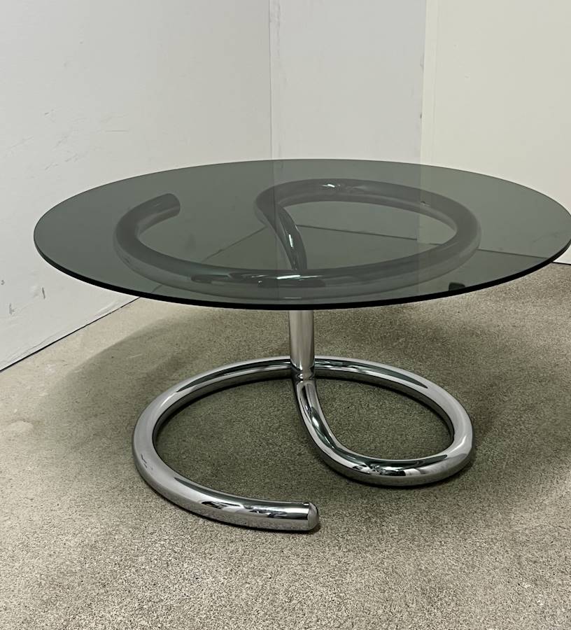 table-paul-tuttle-3.jpg